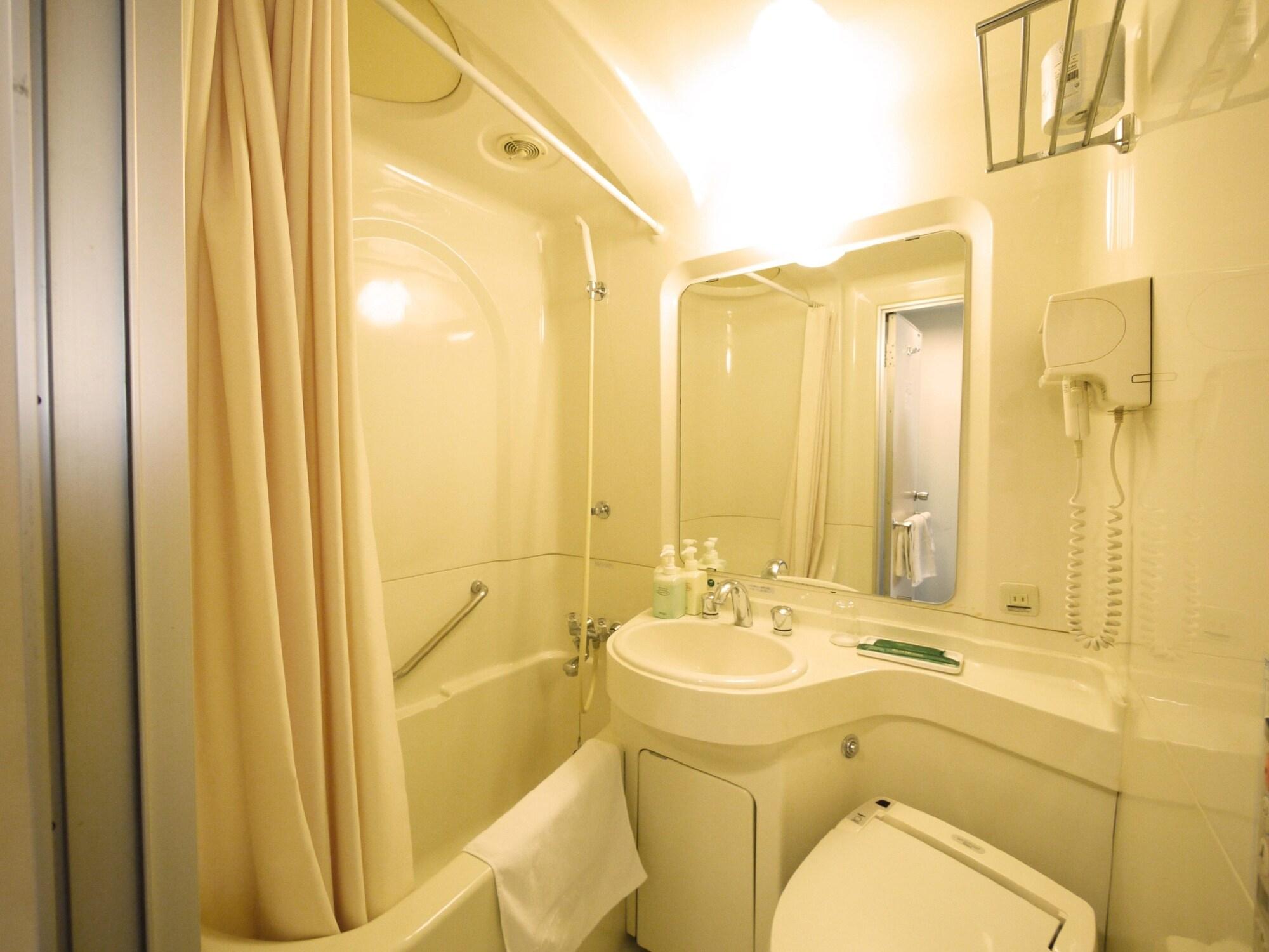 Hotel Route-inn Eki Higashi 3*
